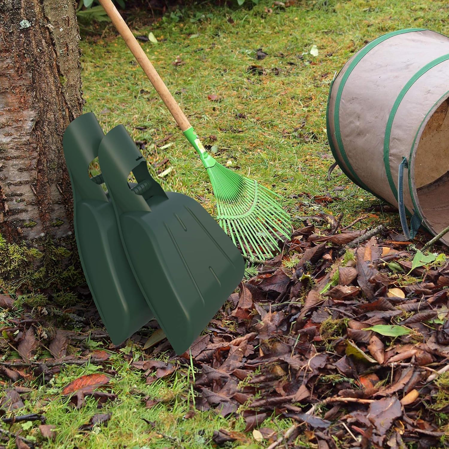 Leaf Scoops for Yard & Garden